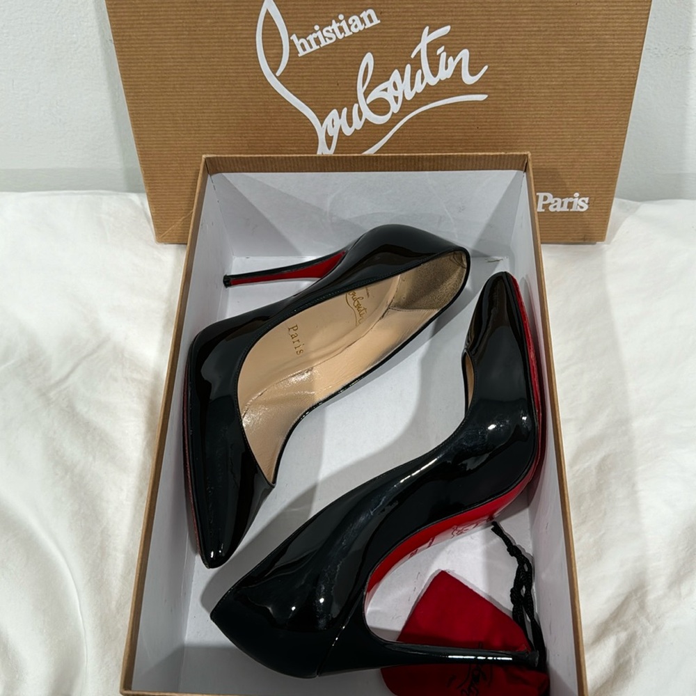 Christian Louboutin Pigalle Black size 36.5